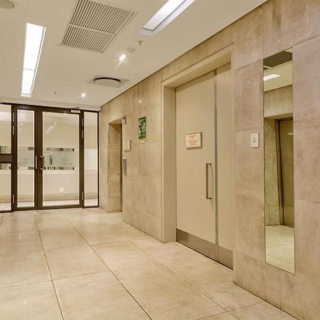 Sandton Skyline Luxury Space Joanesburgo Exterior foto